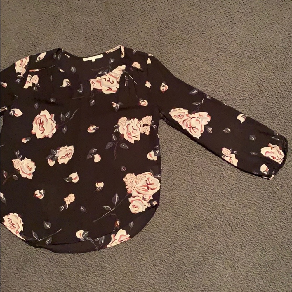 Blouse flowered top